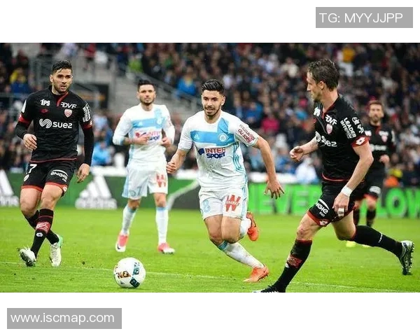 菜比锡与马赛的精彩对决解析及赛季前景展望