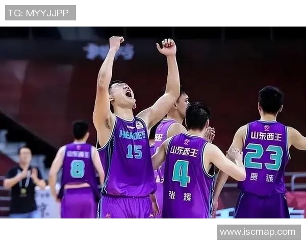 2017年CBA青岛队与山西队激战回顾精彩瞬间与赛季亮点分析