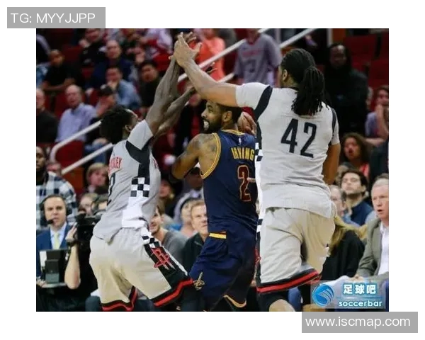 火箭队与活塞队激战正酣精彩对决引发球迷热议分析比赛亮点与球员表现