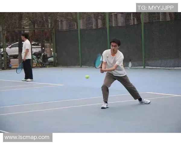 成都网球队的拼搏之路：一段关于梦想与坚持的网球纪实MBA