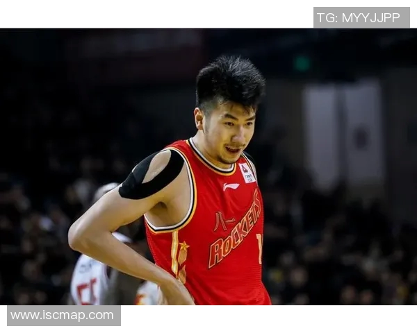 邹雨宸：从篮球新星到职业生涯的辉煌转折之路