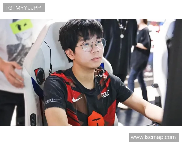 TES团队默契提升显著职业联赛中配合表现引人注目