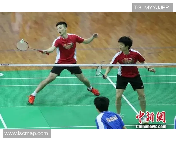 南京羽毛球队与上海羽毛球队实力对比赛后分析与总结