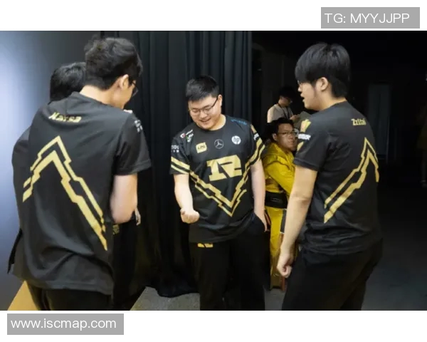 和平精英热议JDG意识争议引发玩家讨论与反思